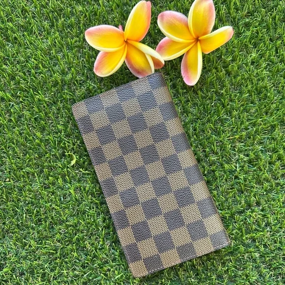 LV damier long bifold wallet - Picture 3 of 10